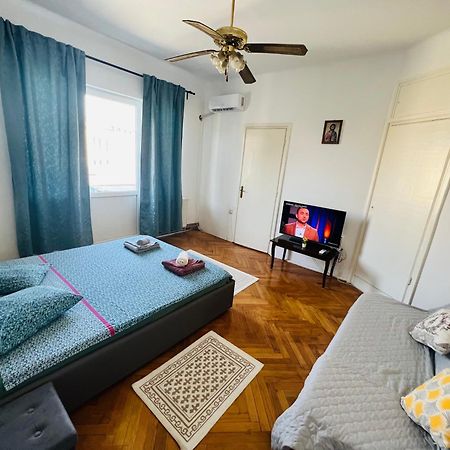 Unirii Downtown Apartment Букурещ Екстериор снимка